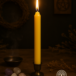 bougie de rituel, bougie jaune, joie, abondance, prospérité, finance, clarté, énergie solaire, motivation, confiance, Terre & Lumière, artisanat spirituel, bougie artisanale, bougie teintée, réussite, optimisme